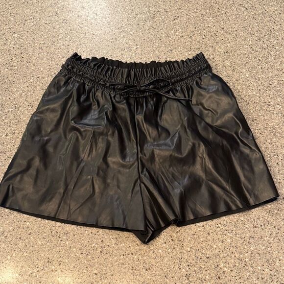 IDEM DITTO Faux Leather Paperbag Waist Drawstring Shorts - Picture 2 of 11